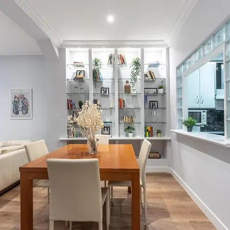 Riverside, Moderno En Centro