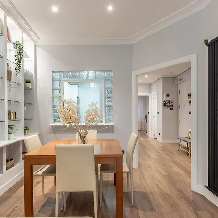 דירה Riverside, Moderno En Centro